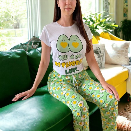 Pijama dama lunga din bumbac alba cu verde si imprimeu Avocado