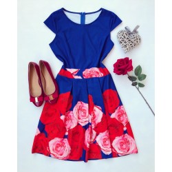 Rochie eleganta de zi albastra cu imprimeu floral trandafiri