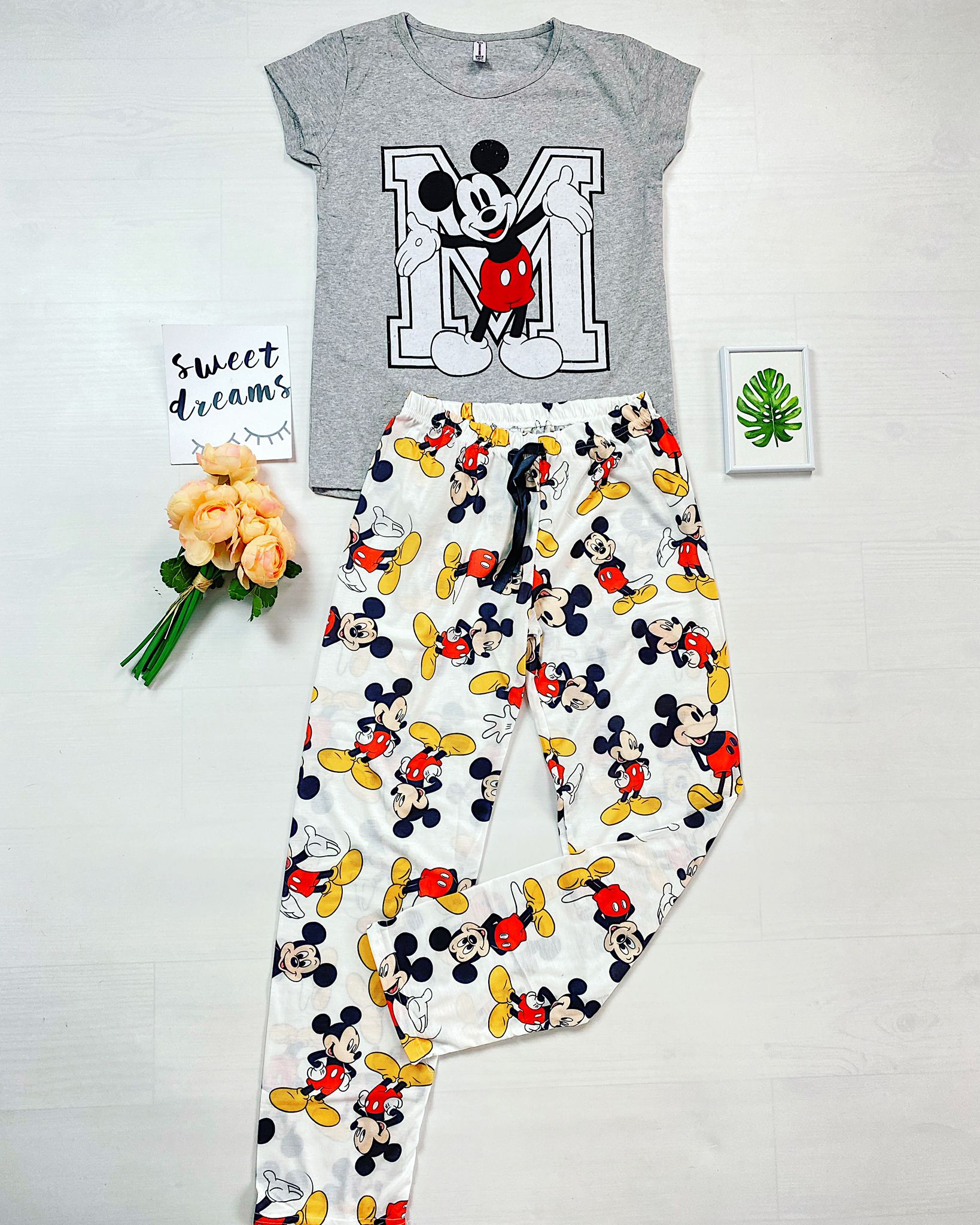 Pijama dama gri lunga cu imprimeu Mickey