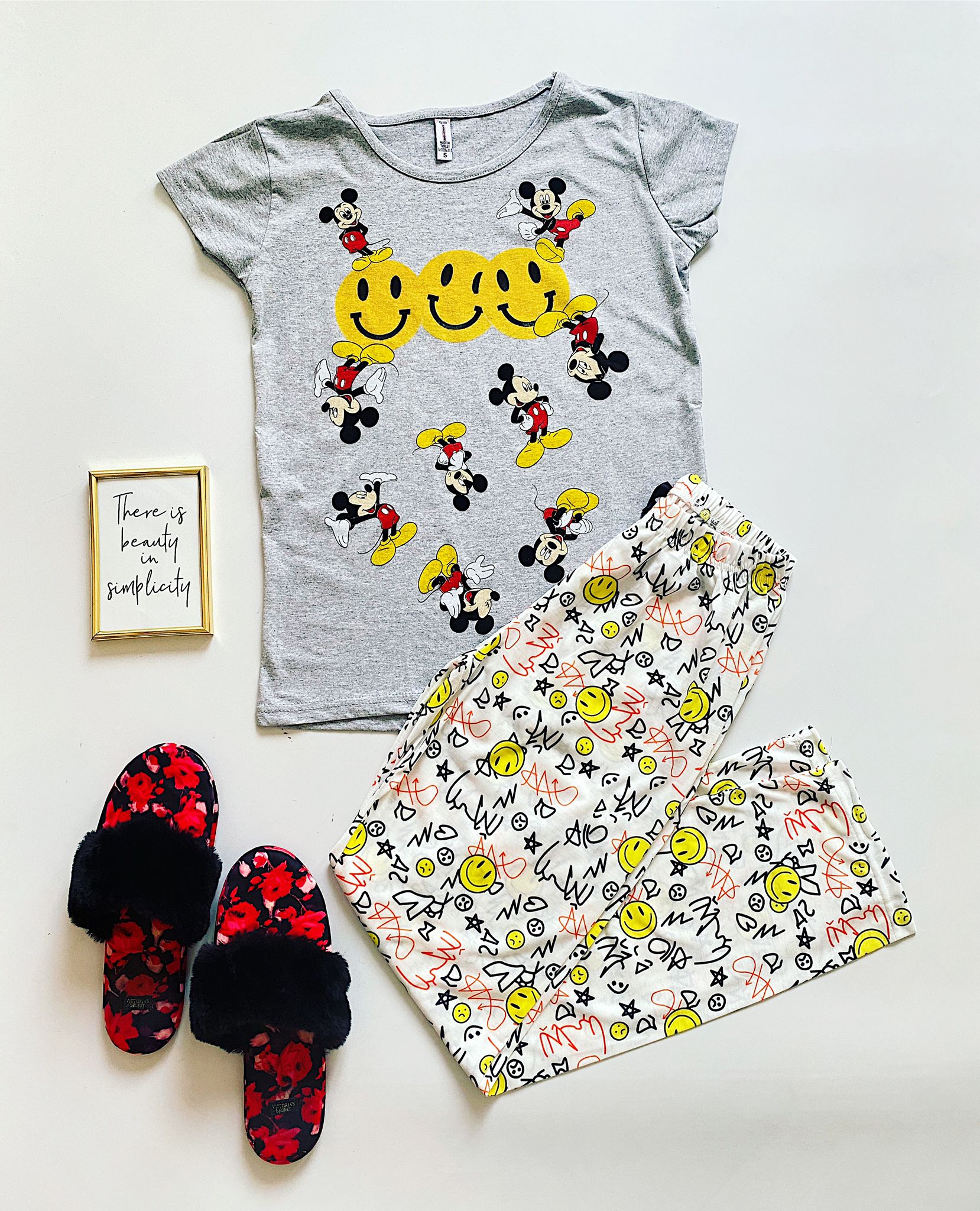 Pijama dama gri lunga cu imprimeu Emoji